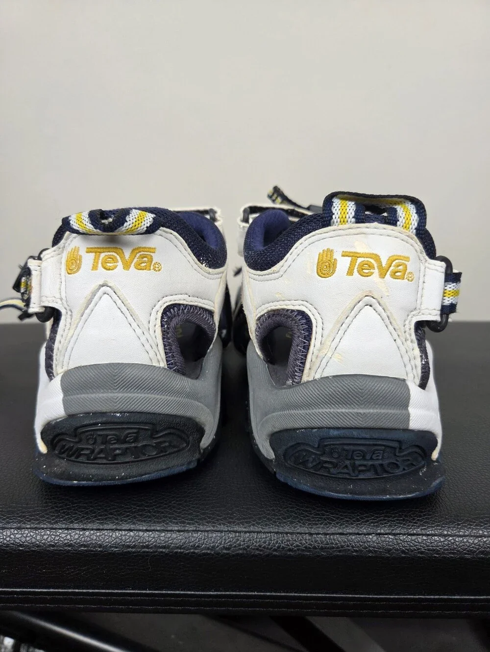 Vintage Y2K Teva Wraptor Sport Sandals Men display picture 1